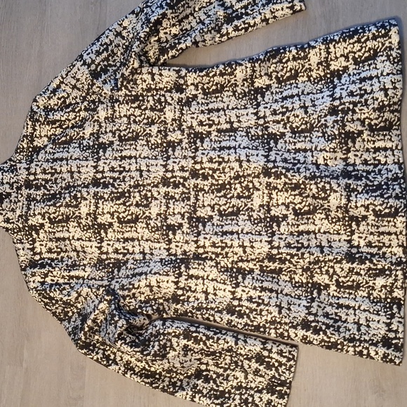 NEW LANE BRYANT PLUS SIZE BLACK & GOLD METALLIC JACQUARD JACKET - Picture 7 of 10